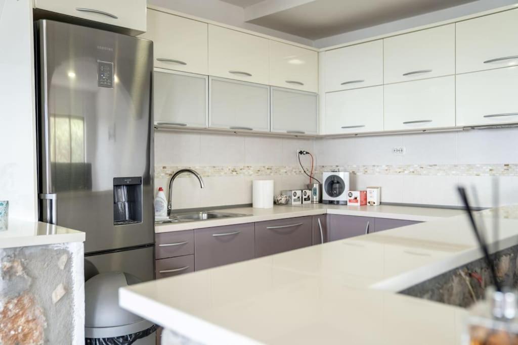 Casa Farmak - 4 Bedroom Lux Apartment With Infinity Pool & Lake View 奥赫里德 外观 照片