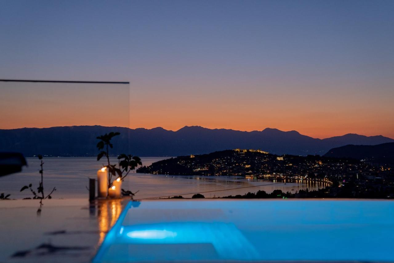 Casa Farmak - 4 Bedroom Lux Apartment With Infinity Pool & Lake View 奥赫里德 外观 照片