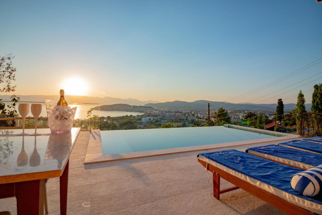 Casa Farmak - 4 Bedroom Lux Apartment With Infinity Pool & Lake View 奥赫里德 外观 照片